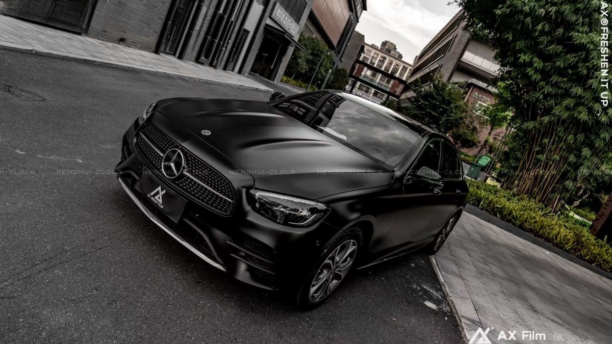 AX WRAP FILM MATTE BLACK – ĐEN MỜ MERCEDES BENZ E300