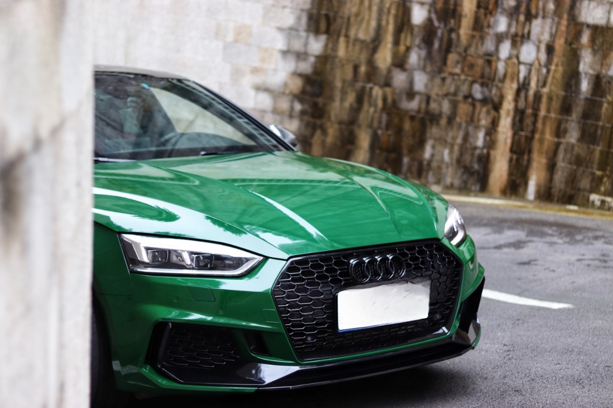 AX PPF/WRAP FILM ULTRA GLOSS IRISH GREEN – XANH AILEN SIÊU BÓNG AUDI S5